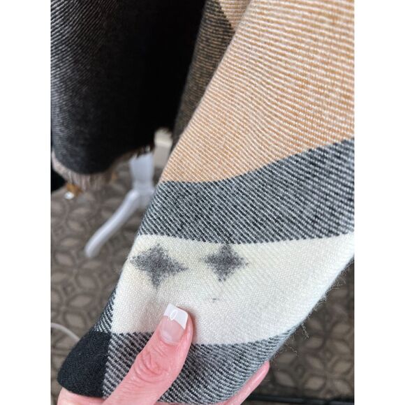 GAP Cozy Geometric Pattern Poncho Southwest Western Boho Lagenlook Fall - Picture 7 of 12